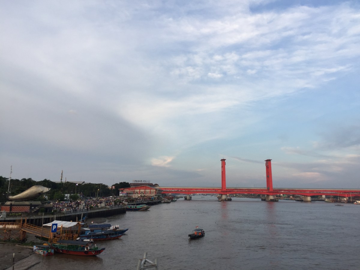 Jejak Kaki #2 Penyatu Dua Daratan di Palembang, Jembatan&nbsp;Ampera